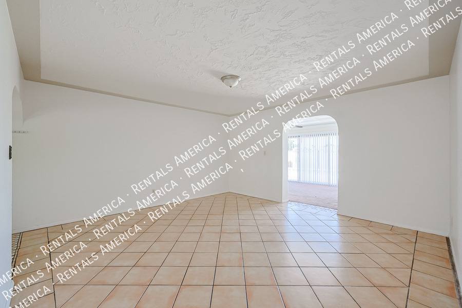 House for rent at 2114 W Myrtle Ave, Phoenix, AZ 85021