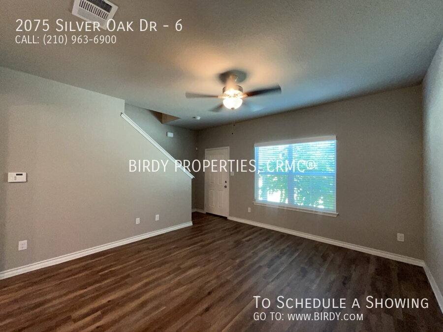 Apartment for rent at 2075 Silver Oak Dr #6, San Antonio, TX 78213