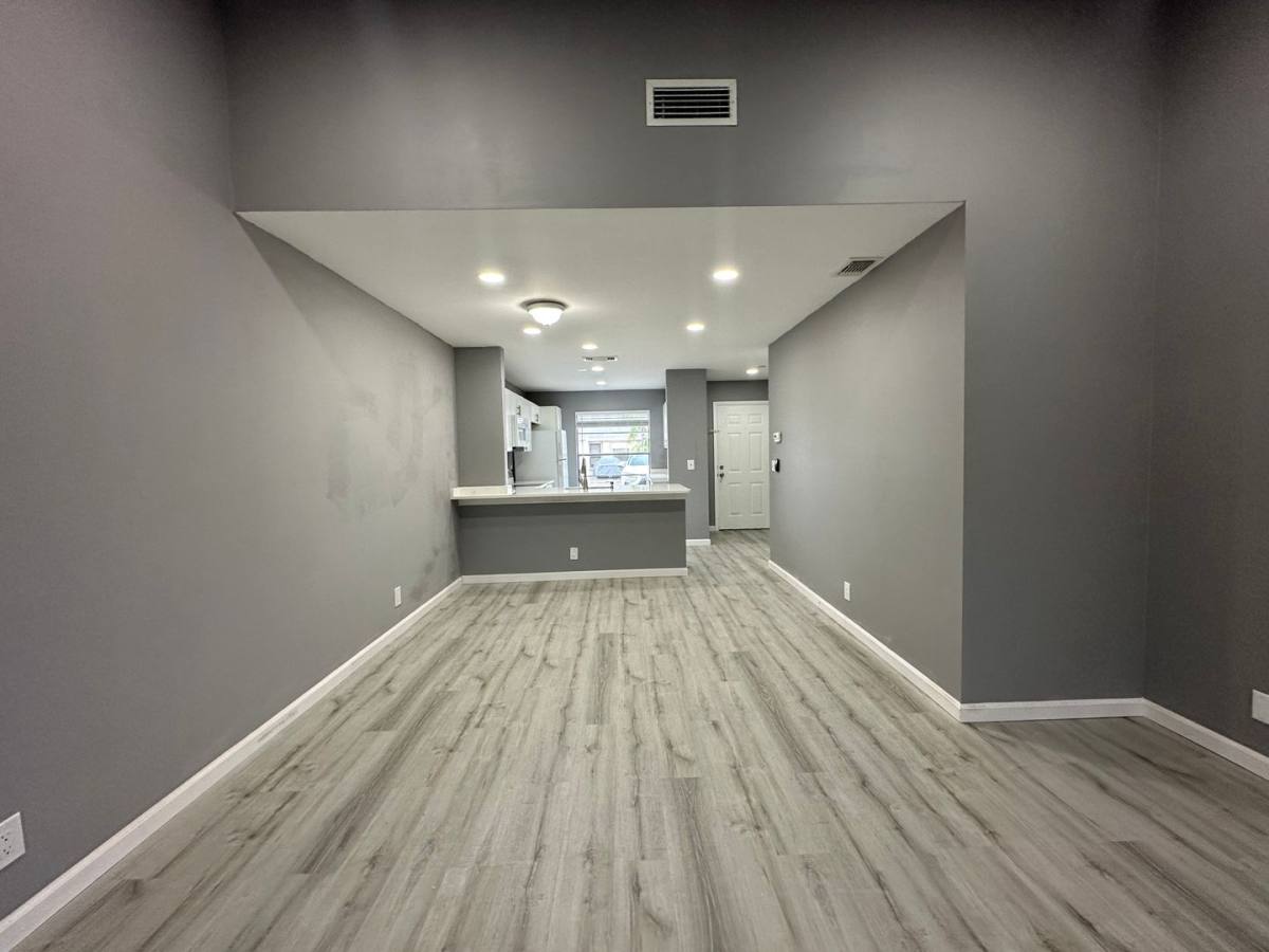 Townhouse for rent at 139 Deerfield Court, Jupiter, FL 33458