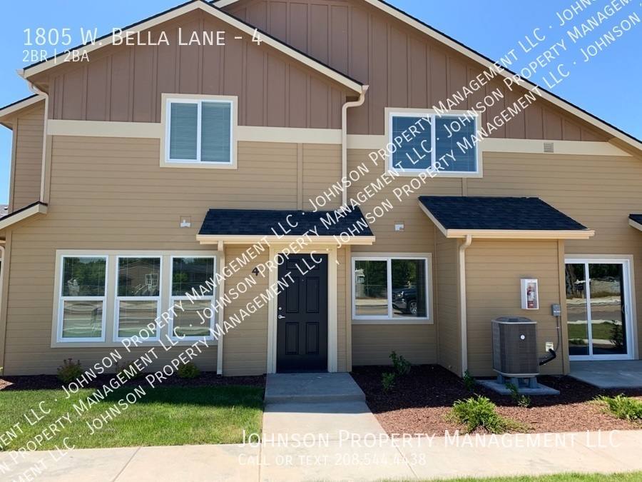 Townhouse for rent at 1805 W Bella Lane #4, Nampa, ID 83651