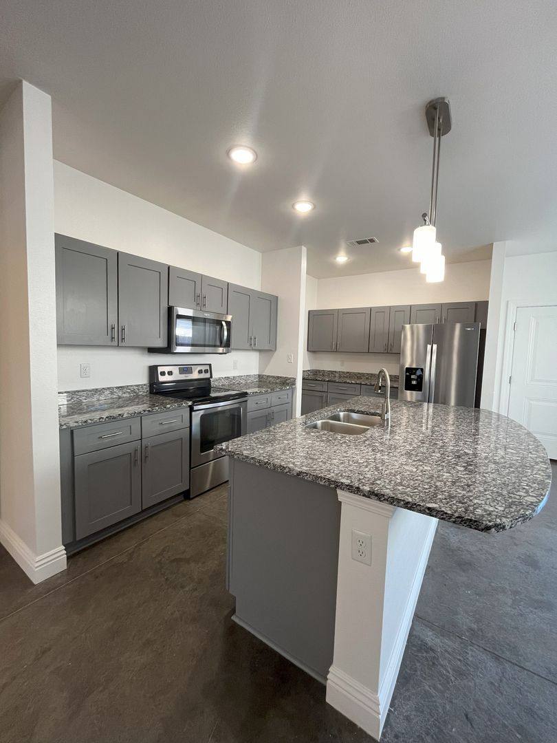 Townhouse for rent at 1 Ayla Dr, Little Rock, AR 72223