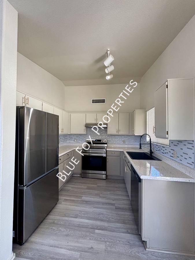 House for rent at 9055 E Alderpoint Way, Tucson, AZ 85730