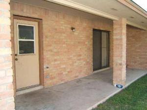 Townhouse for rent at 320 Station St, Converse, TX 78109