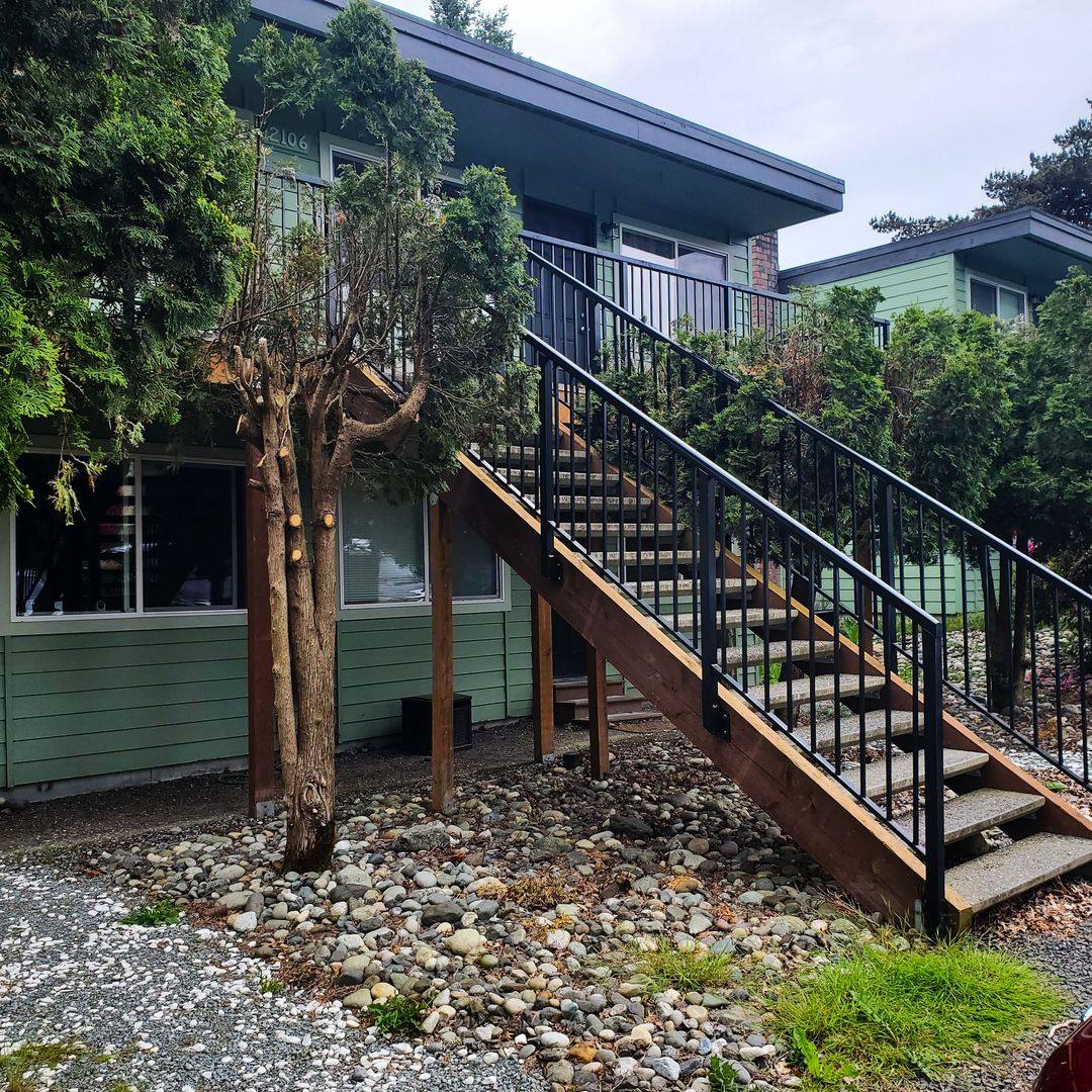 Apartment for rent at 2102 2106 Harris Ave, Bellingham, WA 98225