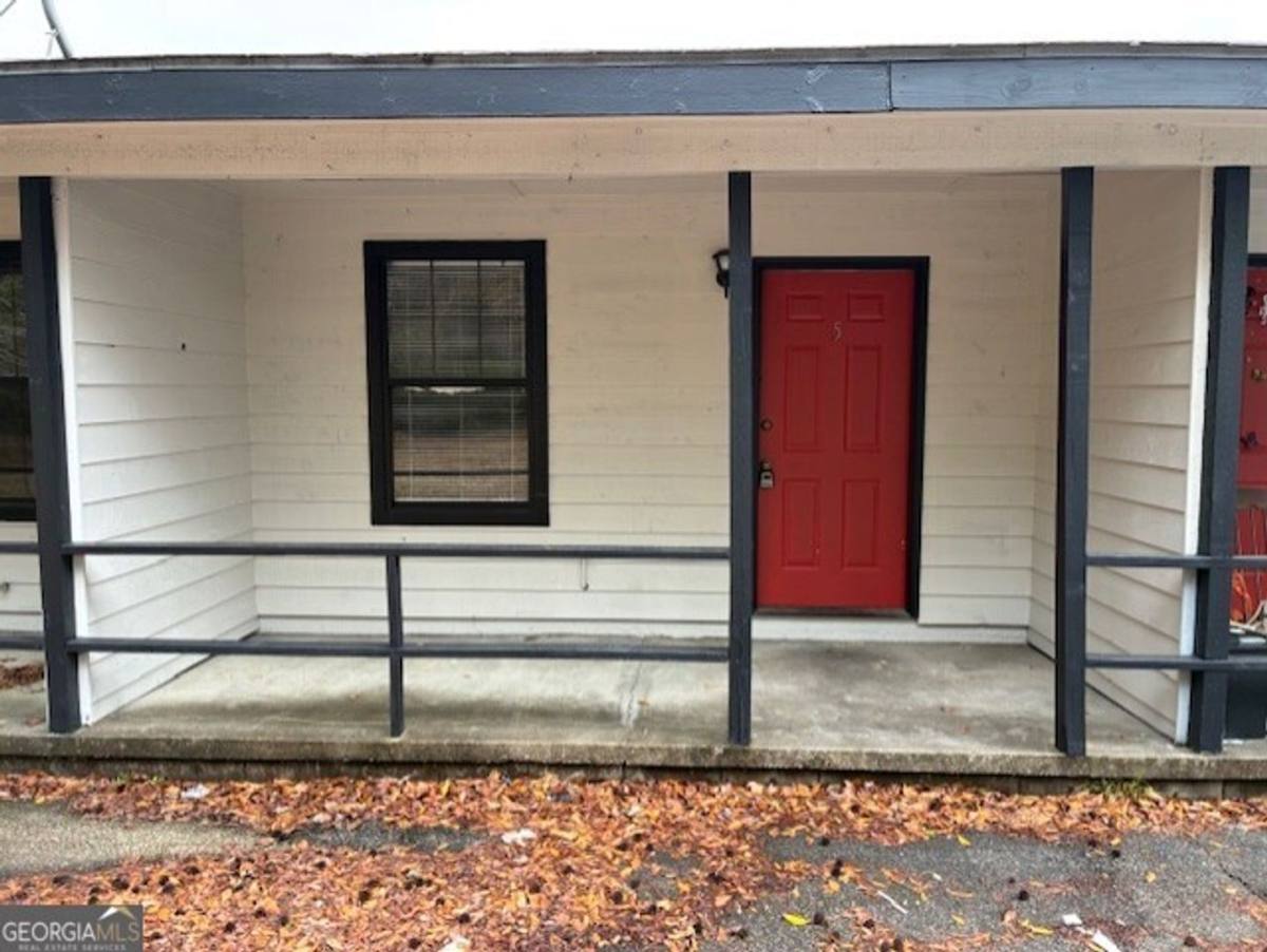 Apartment for rent at 421 W King Ave, Kingsland, GA 31548