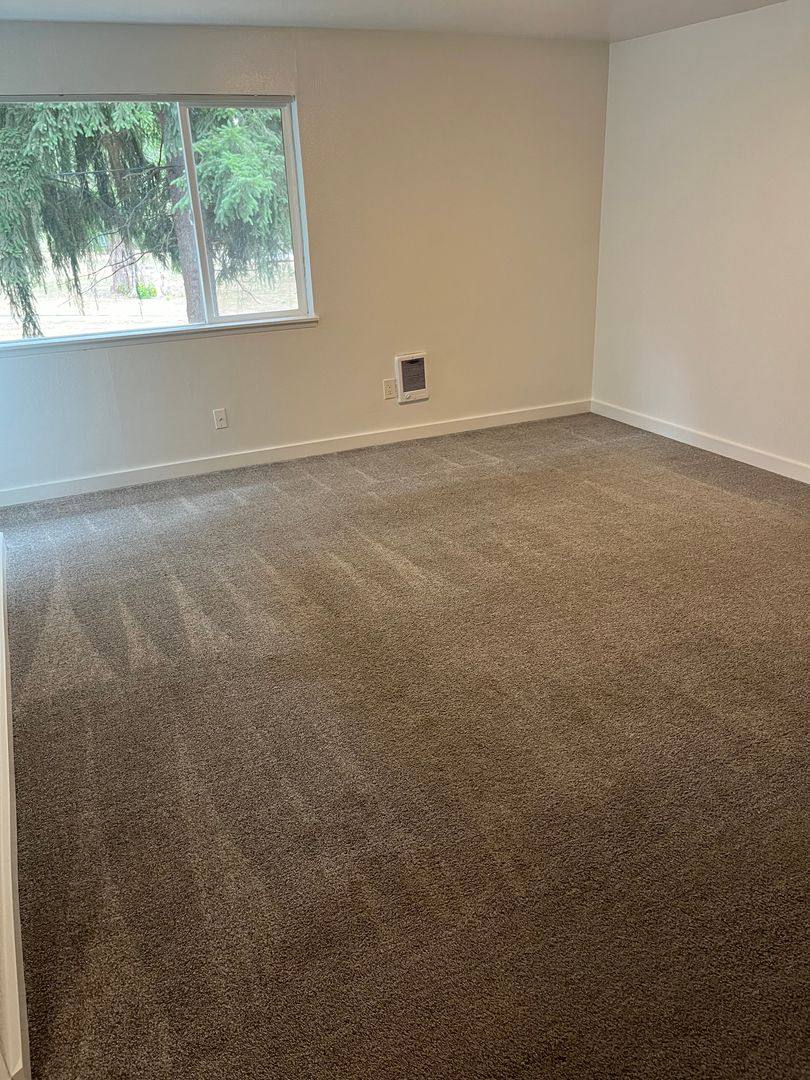 Apartment for rent at 2212 O St NE, Auburn, WA 98002