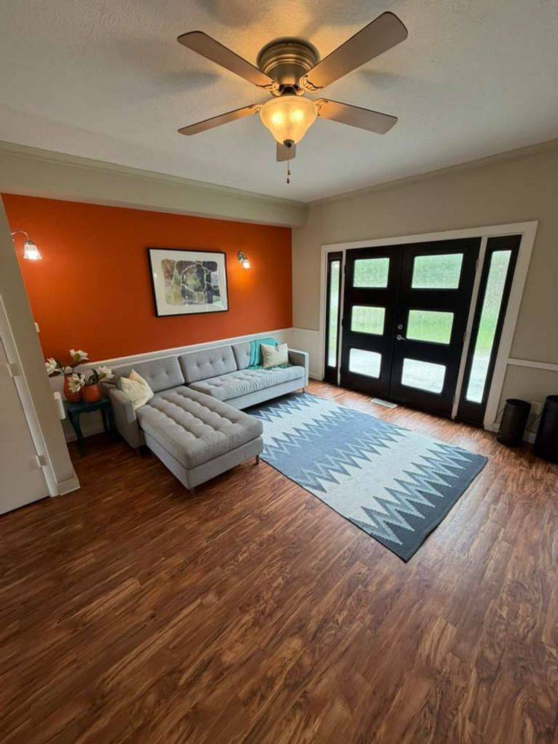Townhouse for rent at 1460-1470 Presidential Dr, Columbus, OH 43212
