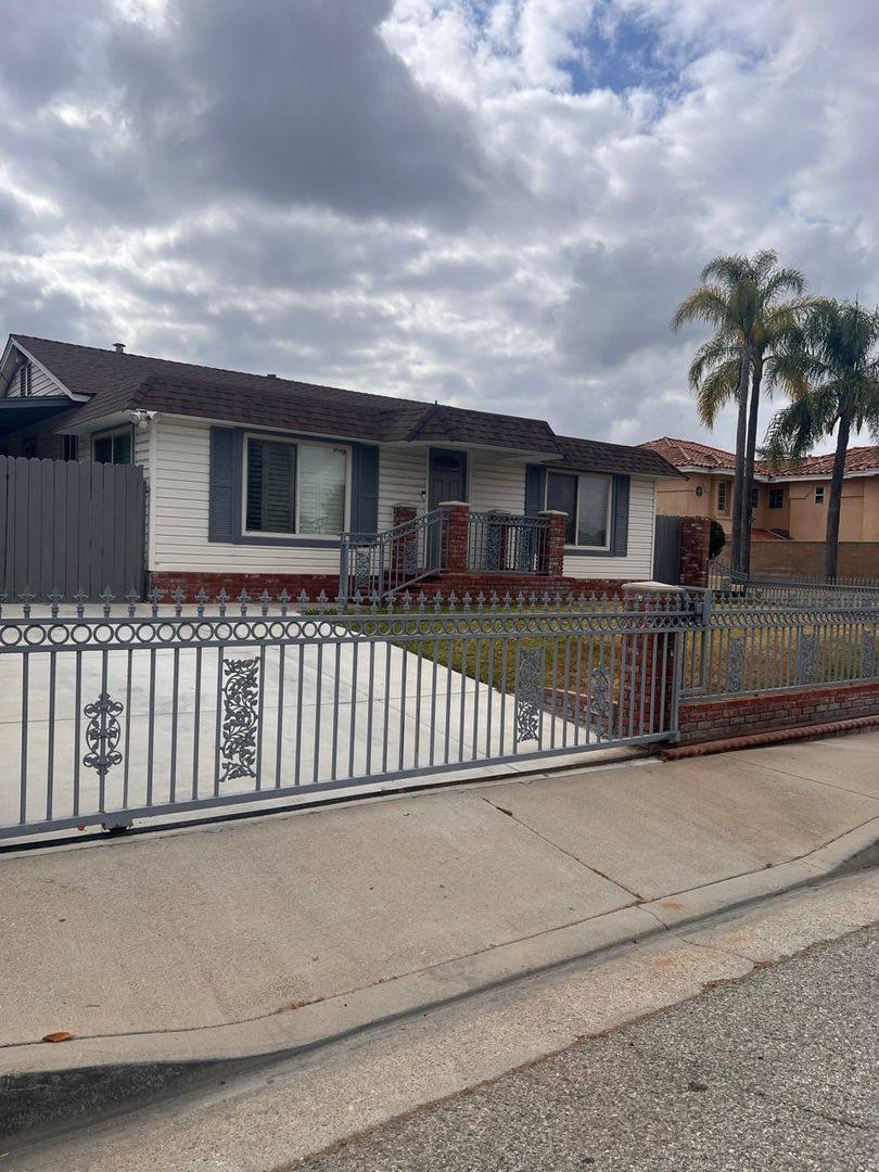 House for rent at 12202 Colima Rd, Whittier, CA 90604
