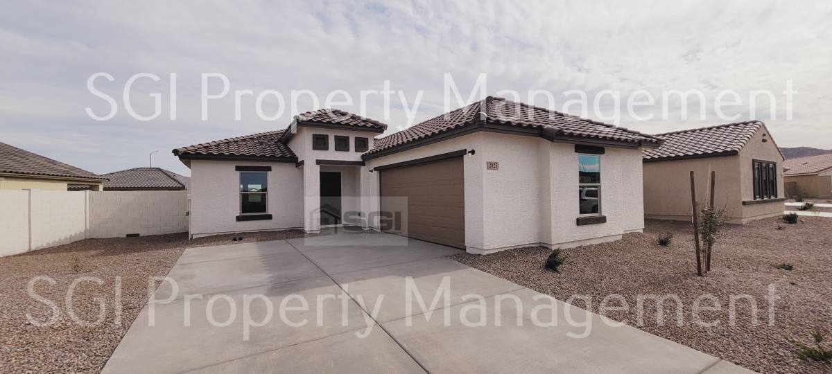 House for rent at 2025 E Velvet Place, Casa Grande, AZ 85122