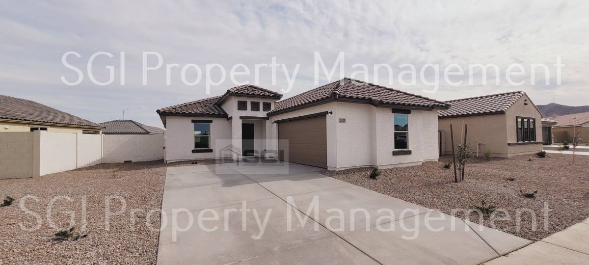 House for rent at 2025 E Velvet Place, Casa Grande, AZ 85122