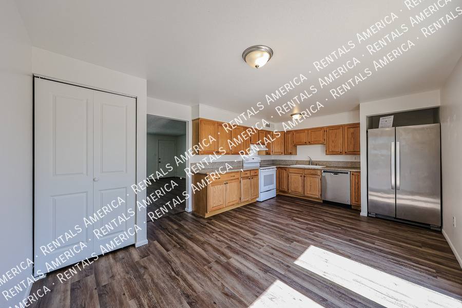 House for rent at 14029 N 38th Place, Phoenix, AZ 85032