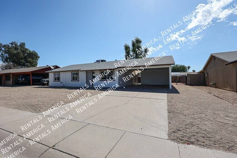House for rent at 14029 N 38th Place, Phoenix, AZ 85032