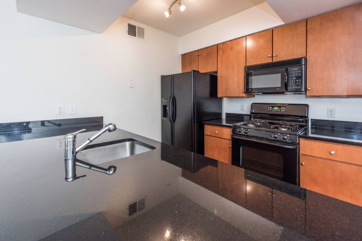 Condo for rent at 1117 10th St NW, Washington, DC 20001
