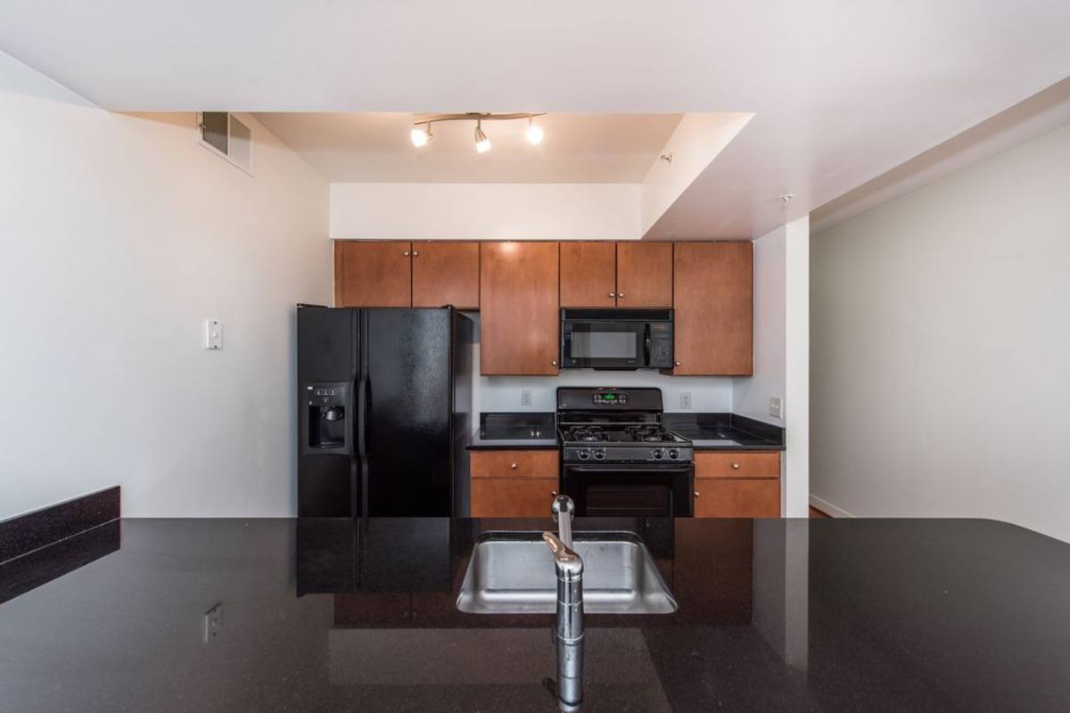 Condo for rent at 1117 10th St NW, Washington, DC 20001