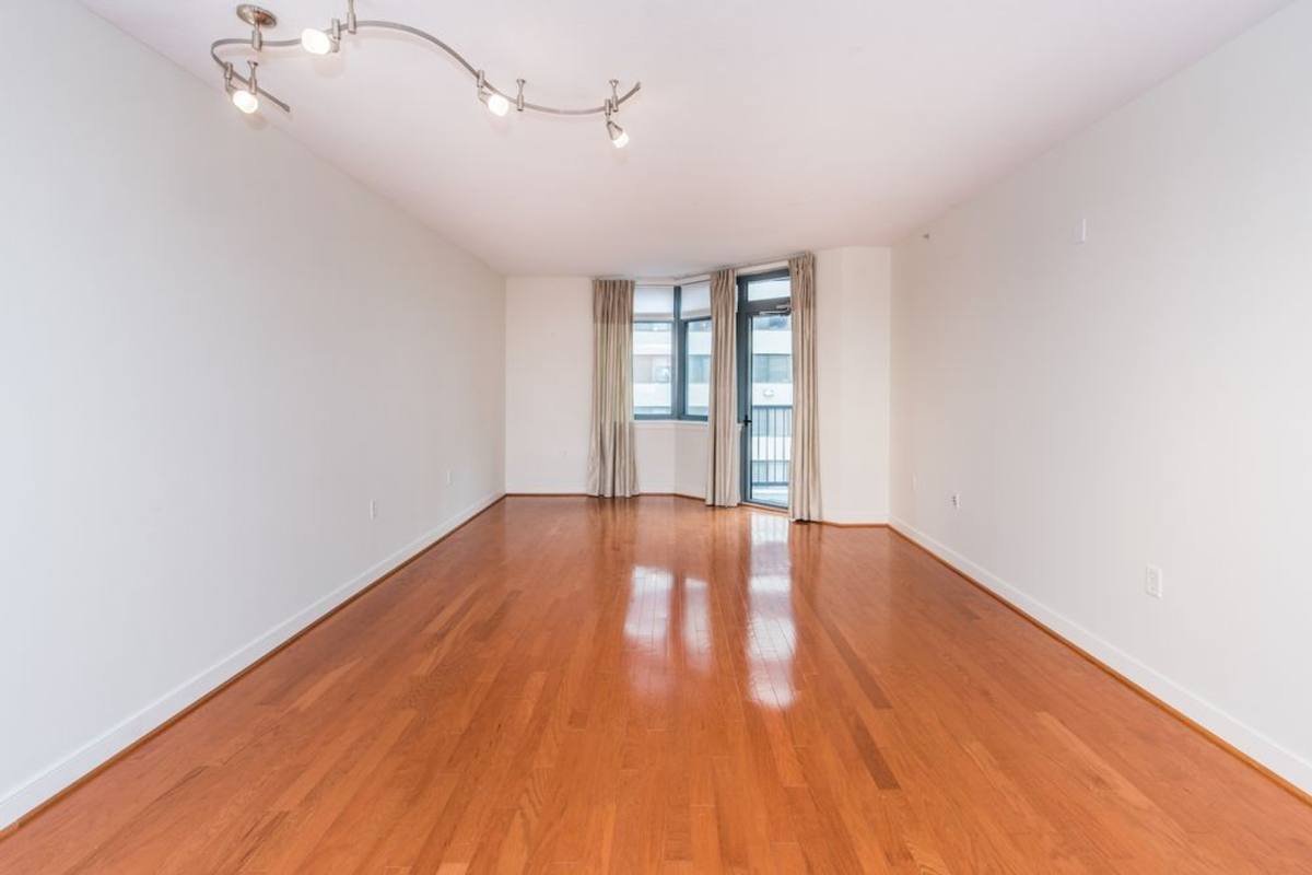 Condo for rent at 1117 10th St NW, Washington, DC 20001