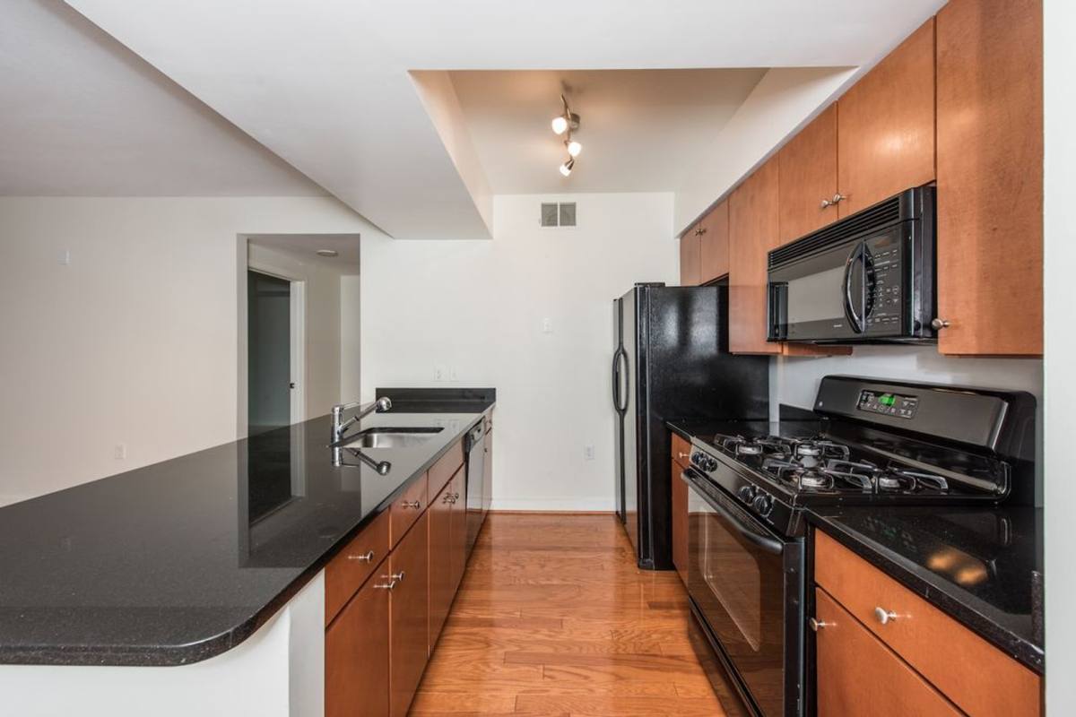Condo for rent at 1117 10th St NW, Washington, DC 20001