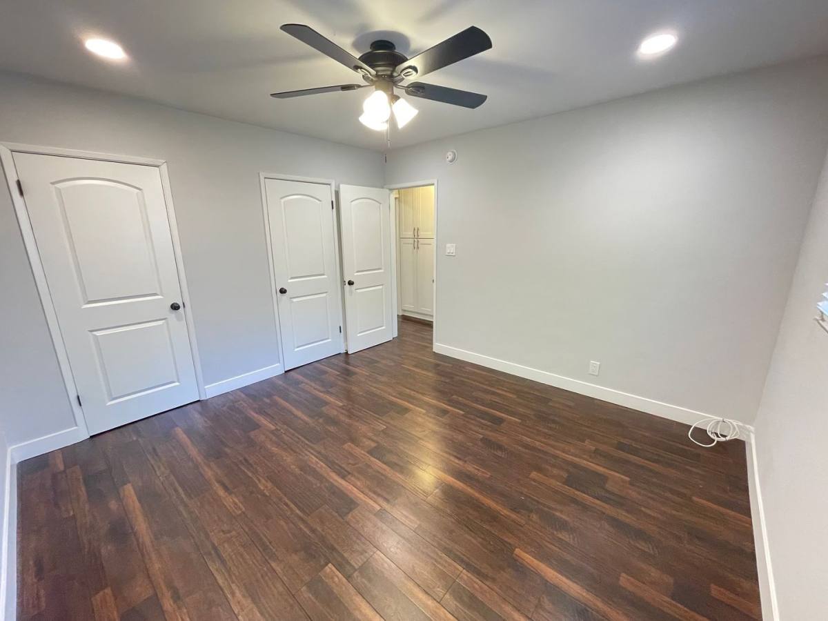 Apartment for rent at 7731-7737 Romaine St, Los Angeles, CA 90046