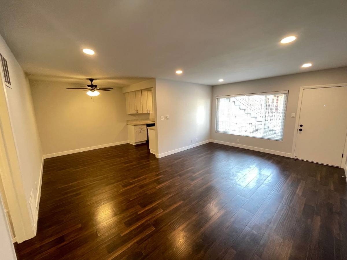 Apartment for rent at 7731-7737 Romaine St, Los Angeles, CA 90046