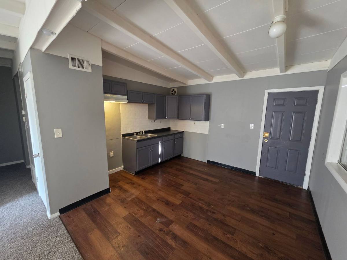 House for rent at 500 Saint Barbara, East Saint Louis, IL 62206