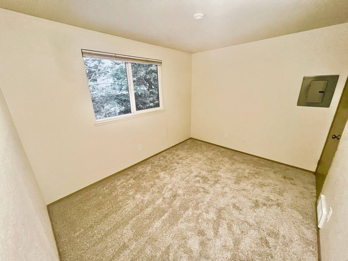 Apartment for rent at 5618 198th St SW, Lynnwood, WA 98036