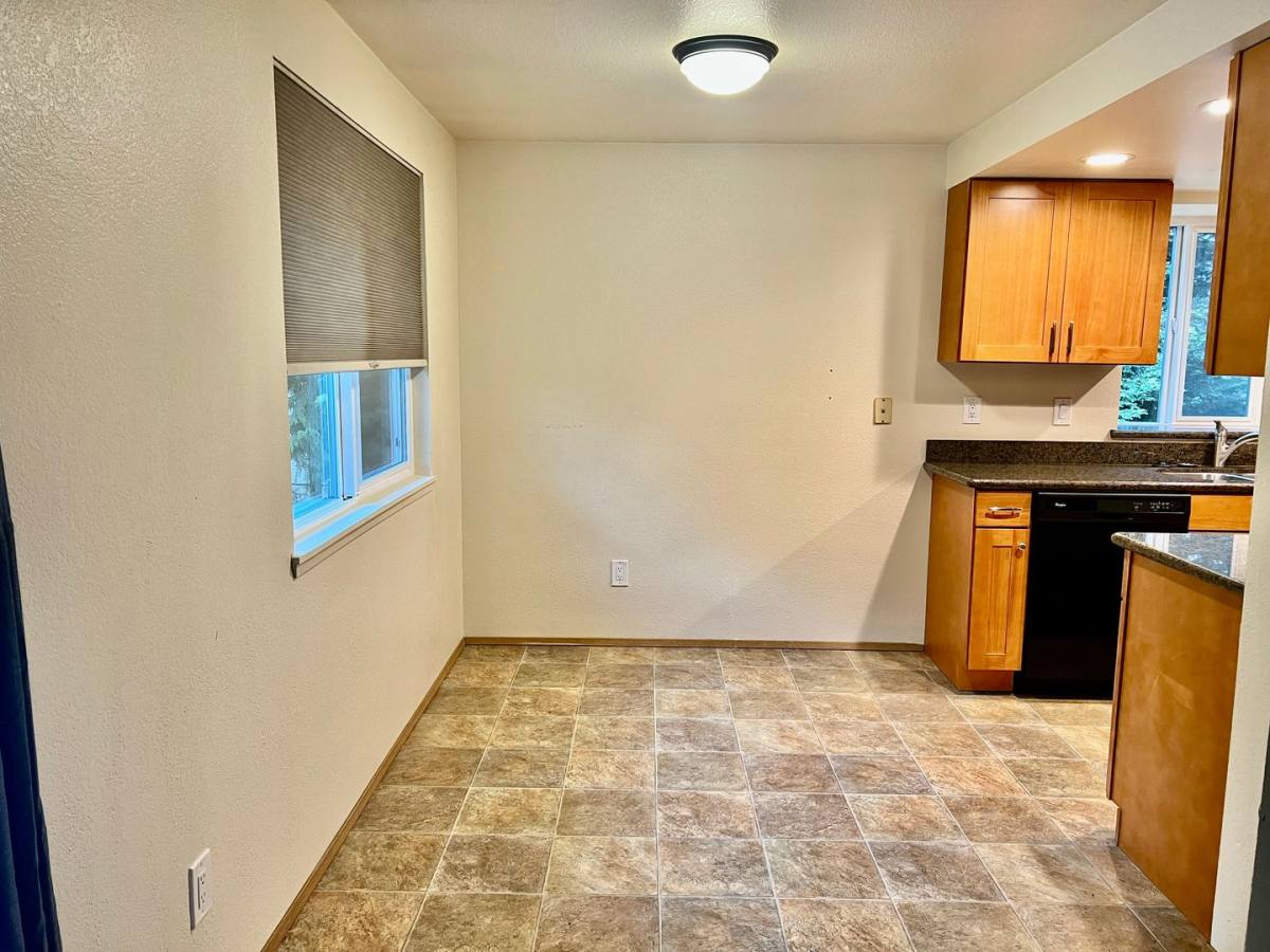 Apartment for rent at 5618 198th St SW, Lynnwood, WA 98036
