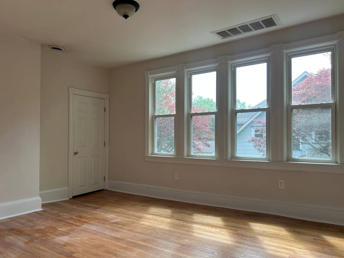 Apartment for rent at 305 White Horse Pike, Haddon Heights, NJ 08035