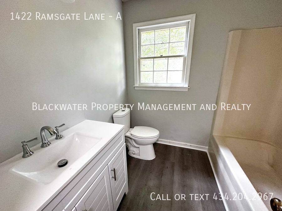 Apartment for rent at 1422 Ramsgate Lane #A, Lynchburg, VA 24501