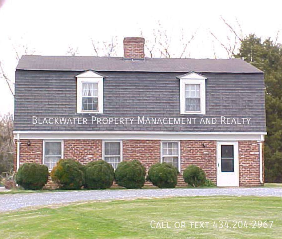 Apartment for rent at 1422 Ramsgate Lane #A, Lynchburg, VA 24501