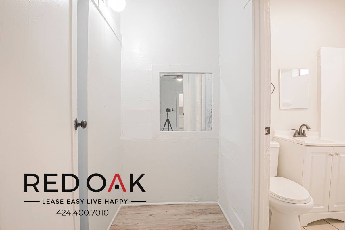 Condo for rent at 816 S Park View St #101, Los Angeles, CA 90057