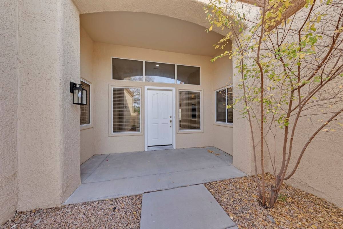 House for rent at 8705 Prairie Hill Dr, Las Vegas, NV 89134