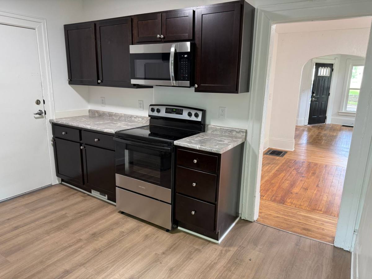 House for rent at 612 Third St, Jackson, MI 49203