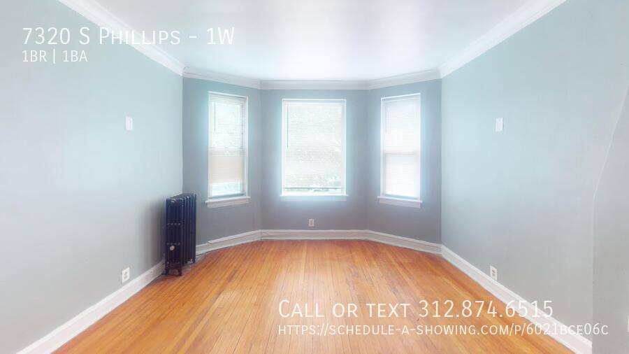 Apartment for rent at 7320 S Phillips #1W, Chicago, IL 60649