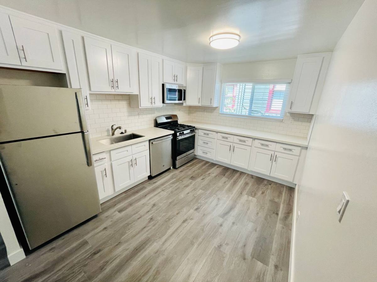 Apartment for rent at 544-550 S 6th St, San Jose, CA 95112