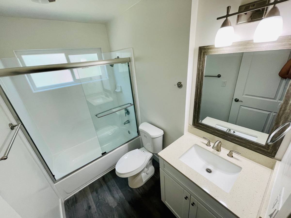 Apartment for rent at 544-550 S 6th St, San Jose, CA 95112