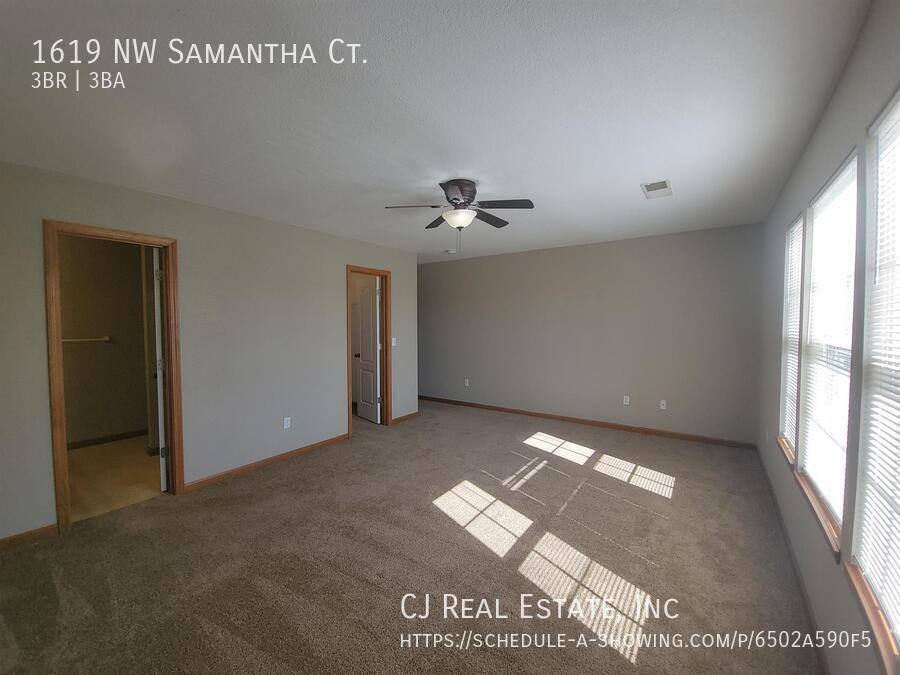 Townhouse for rent at 1619 NW Samantha Court, Blue Springs, MO 64015