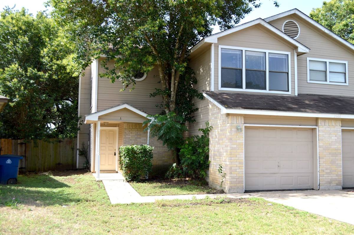 Apartment for rent at 2607 Alcott Lane A B, Austin, TX 78748