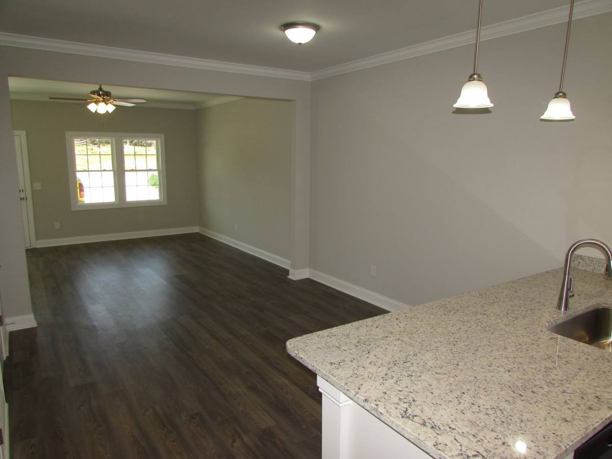 House for rent at 1094 20th St NE, Hickory, NC 28601