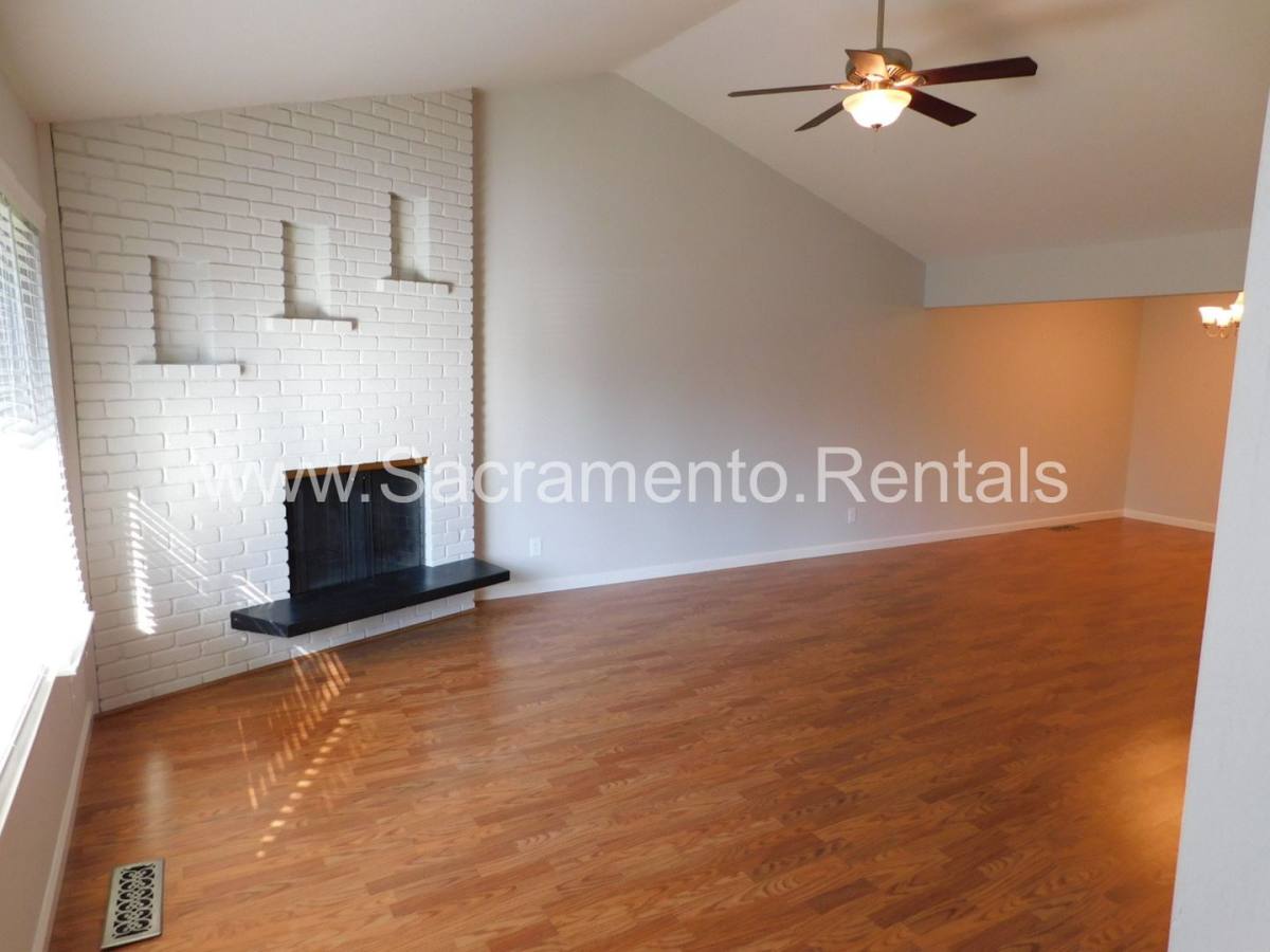 House for rent at 2637 Latham Dr, Sacramento, CA 95864