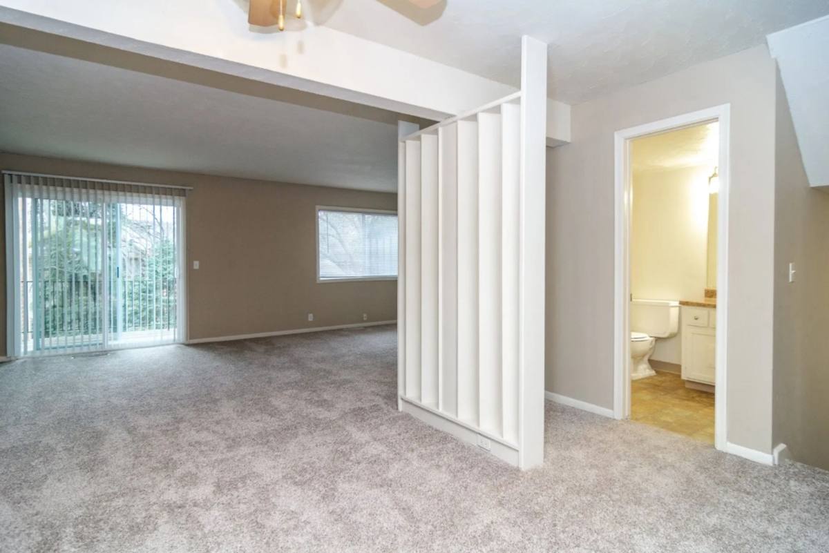 Townhouse for rent at 3625 N 112th Ave, Omaha, NE 68164