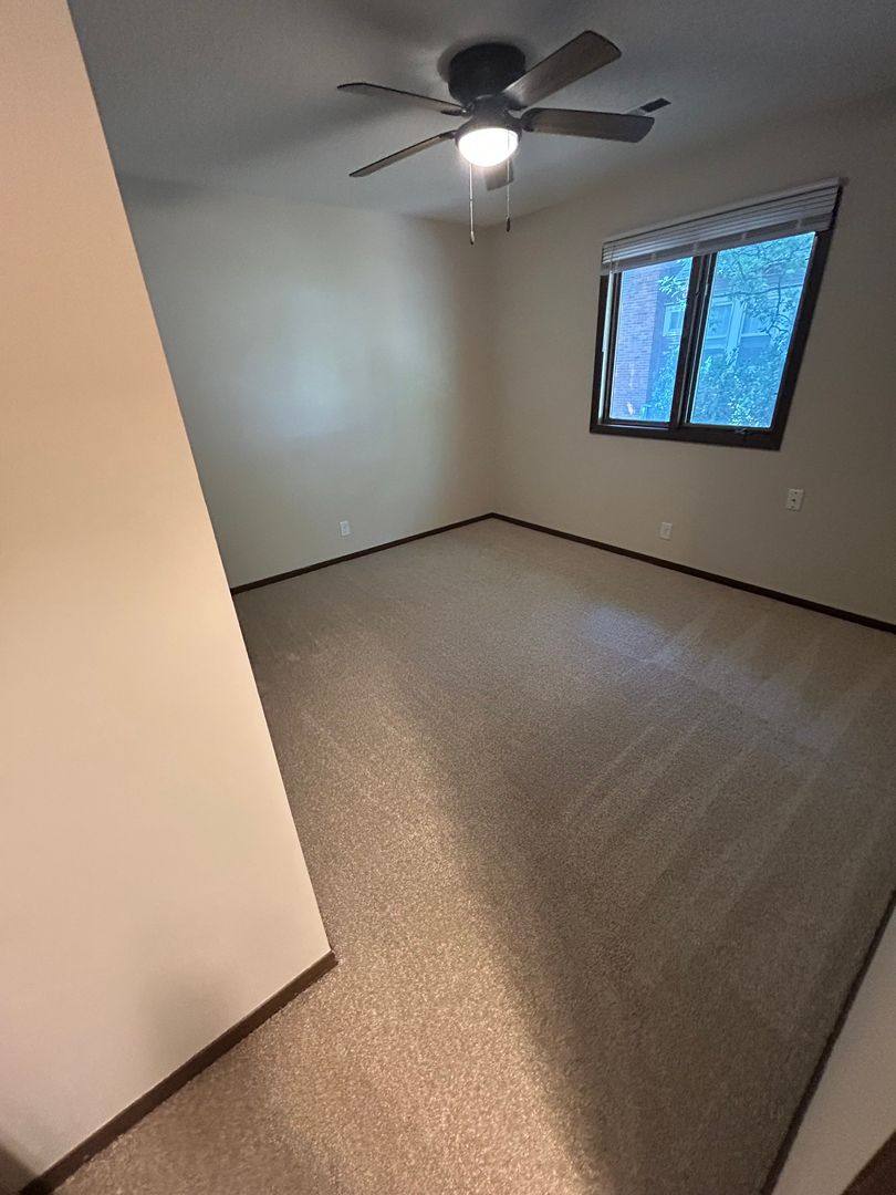 Apartment for rent at 5120 Leighton Ave, Lincoln, NE 68504