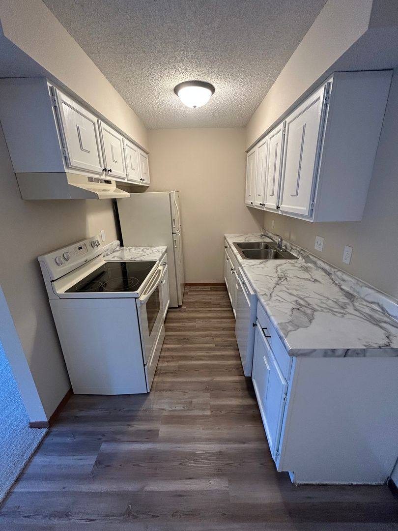 Apartment for rent at 5120 Leighton Ave, Lincoln, NE 68504