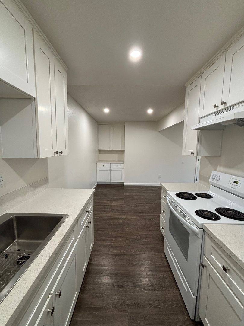 Apartment for rent at 667 F St, Chula Vista, CA 91910
