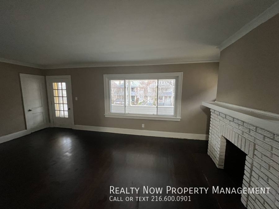Apartment for rent at 872 Helmsdale Rd #2, Cleveland, OH 44112