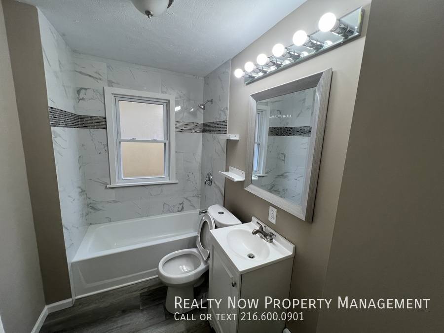 Apartment for rent at 872 Helmsdale Rd #2, Cleveland, OH 44112
