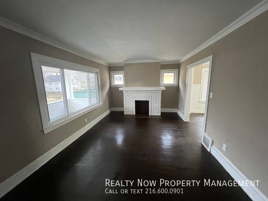 Apartment for rent at 872 Helmsdale Rd #2, Cleveland, OH 44112