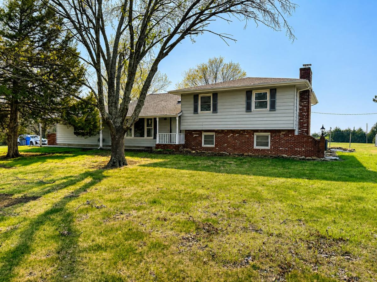 House for rent at 6239 SW Wanamaker Rd, Auburn, KS 66402