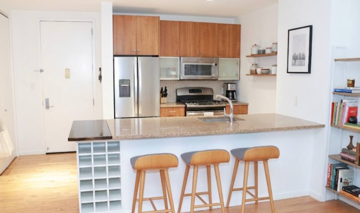 Apartment for rent at 48-21 5th St #2H, Long Island City, NY 11101
