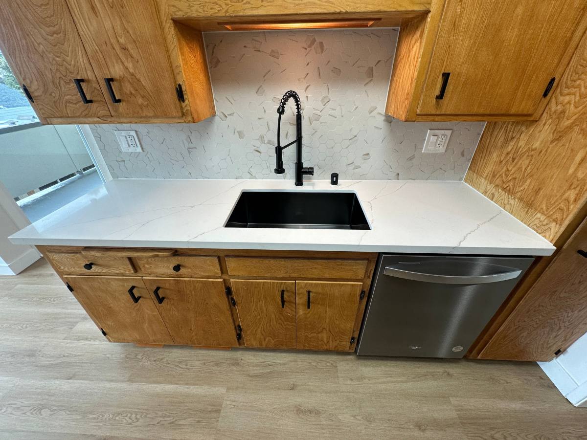 Apartment for rent at 2425 Macarthur Blvd #37, Oakland, CA 94602