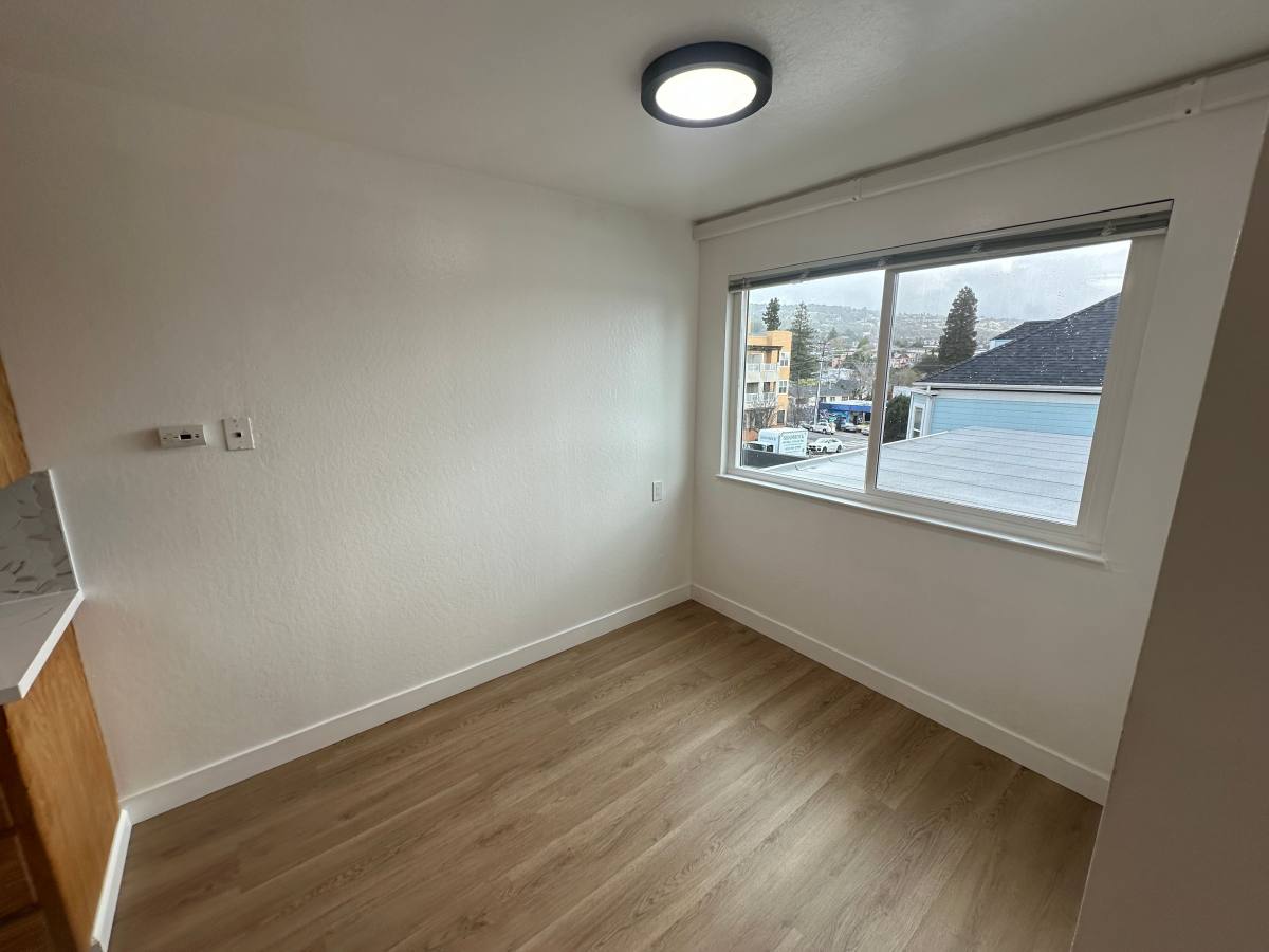 Apartment for rent at 2425 Macarthur Blvd #37, Oakland, CA 94602