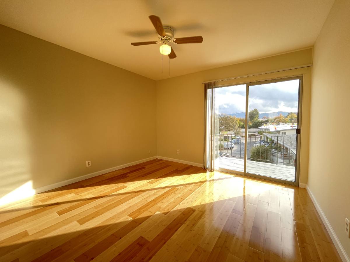 Apartment for rent at 1172 Saranap Ave #36B, Walnut Creek, CA 94595